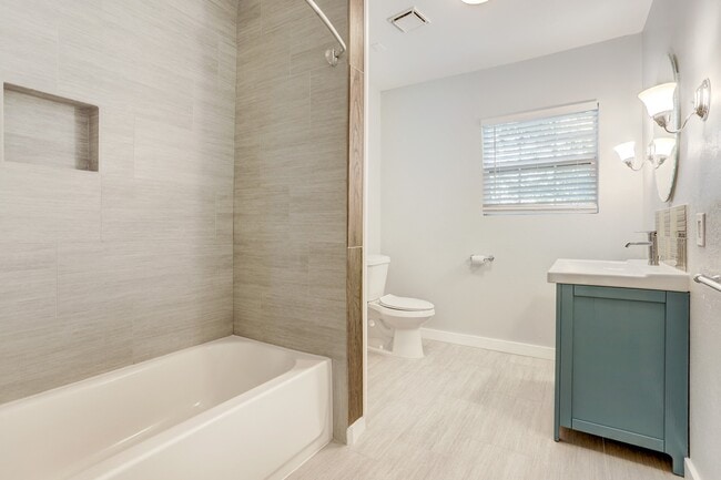 Building Photo - 3345 Reeves St