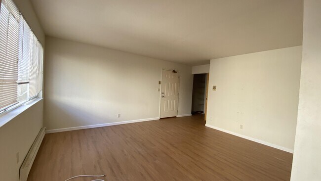 Foto del edificio - 5871-5873 Mission St