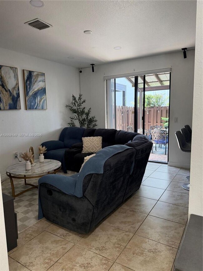 Foto del edificio - 11302 NW 88th Terrace