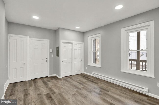 Building Photo - 1156 Franklin St