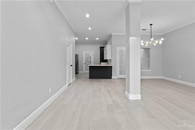 Building Photo - 6621 N 5th St