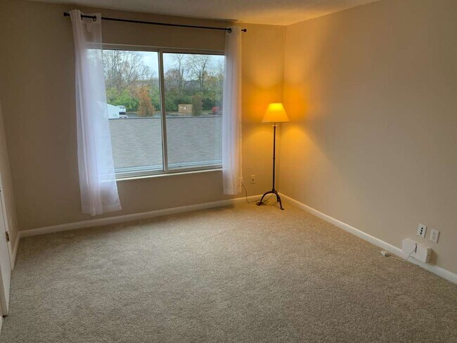 Habitación de invitados 1 - 533 Aspen Glen Dr