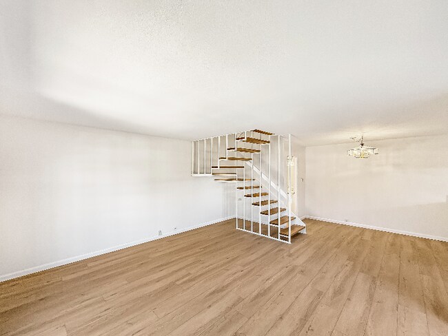 Foto del edificio - 4360 Vision Dr