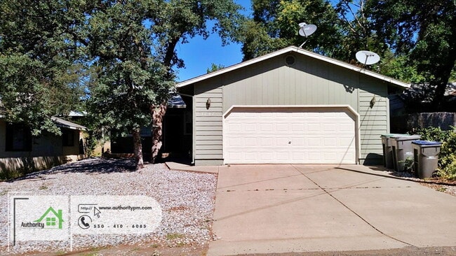 Foto del edificio - 3847 Red Bluff St