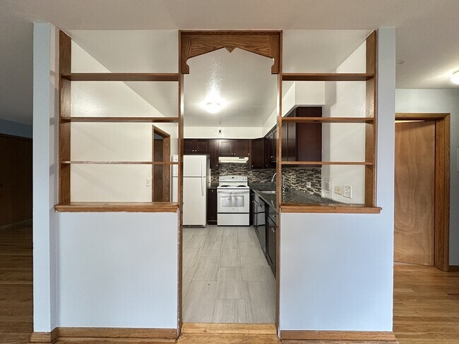 Foto del edificio - 1639 Oakwood Ave