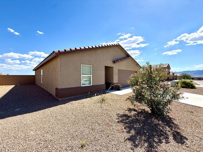 Building Photo - Beautifully Updated 4 Bedroom Home in Valley Springs Estates- Available Now!