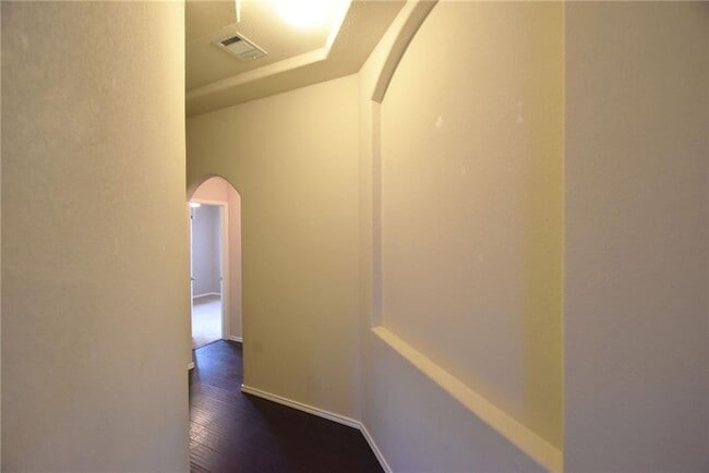 Building Photo - 17429 Bridgefarmer Blvd