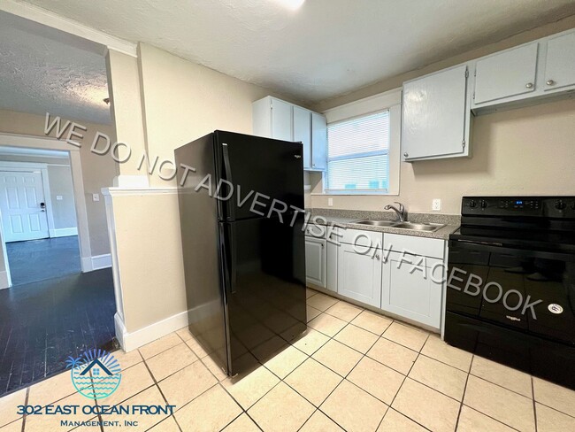 Foto del edificio - Lovely 2 bedroom / 1 bathroom home now ava...