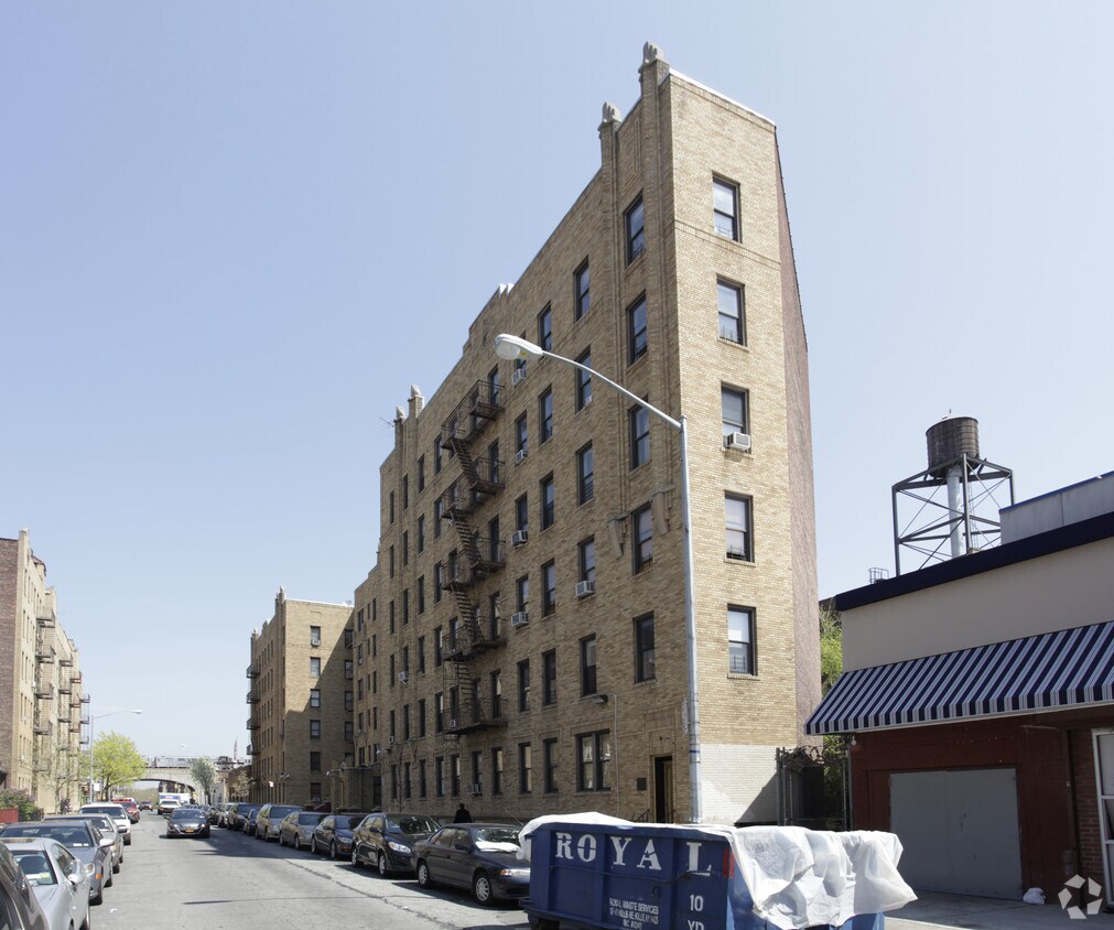 Foto del edificio - 45-35 44th St