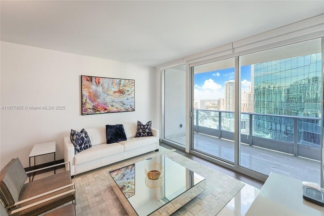 Building Photo - 200 Biscayne Blvd Way