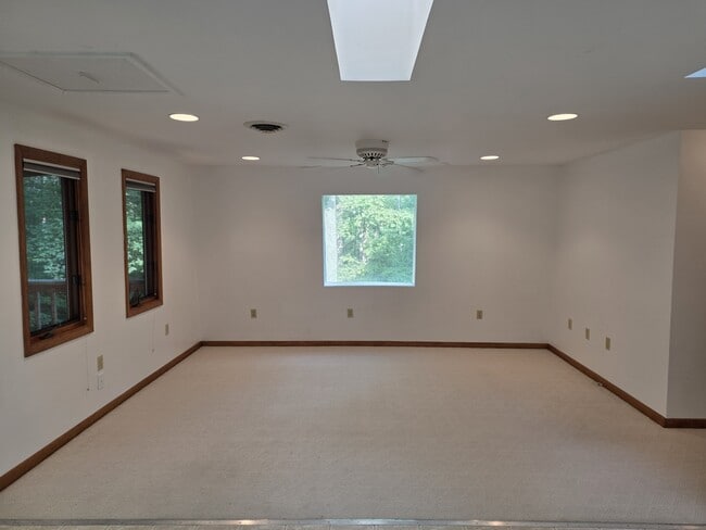Building Photo - 7110 Ledo Rd