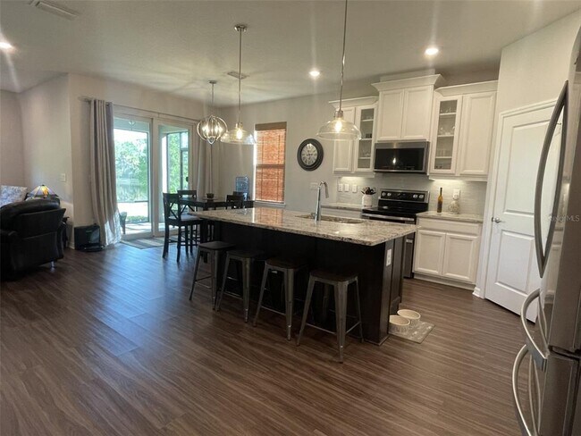 Building Photo - 476 Firebush Dr