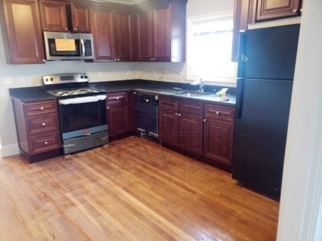 Building Photo - 82 Grant St