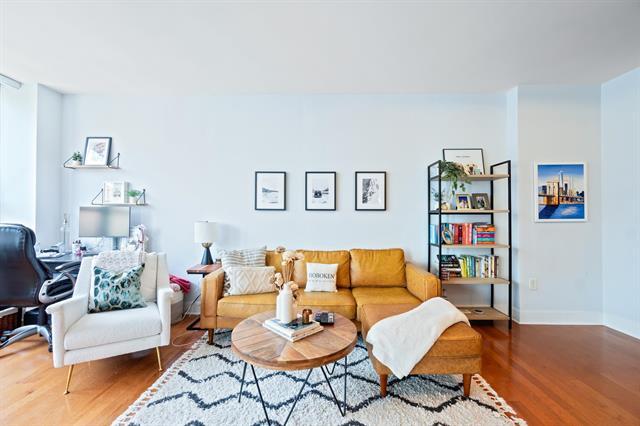 Foto del edificio - 1025 Maxwell Ln