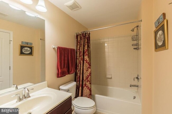 Building Photo - 1 br, 1 bath House - 5252 Aetna Springs Rd