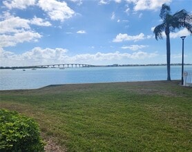 Building Photo - 6291 Bahia Del Mar Cir