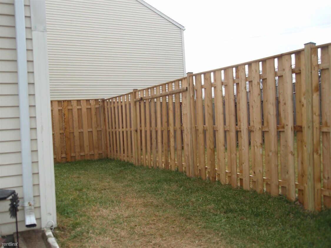Foto principal - 2 br, 2 bath Townhome - 11446 Ledbury Way