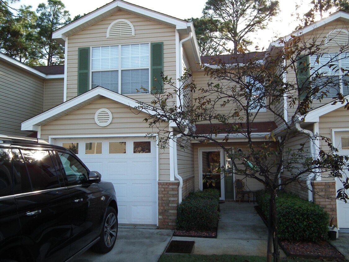 1517 Regency Rd, Gulf Shores, AL 36542 Townhouse for Rent in Gulf