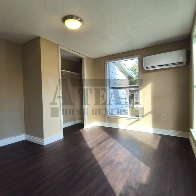 Foto del edificio - House For Rent