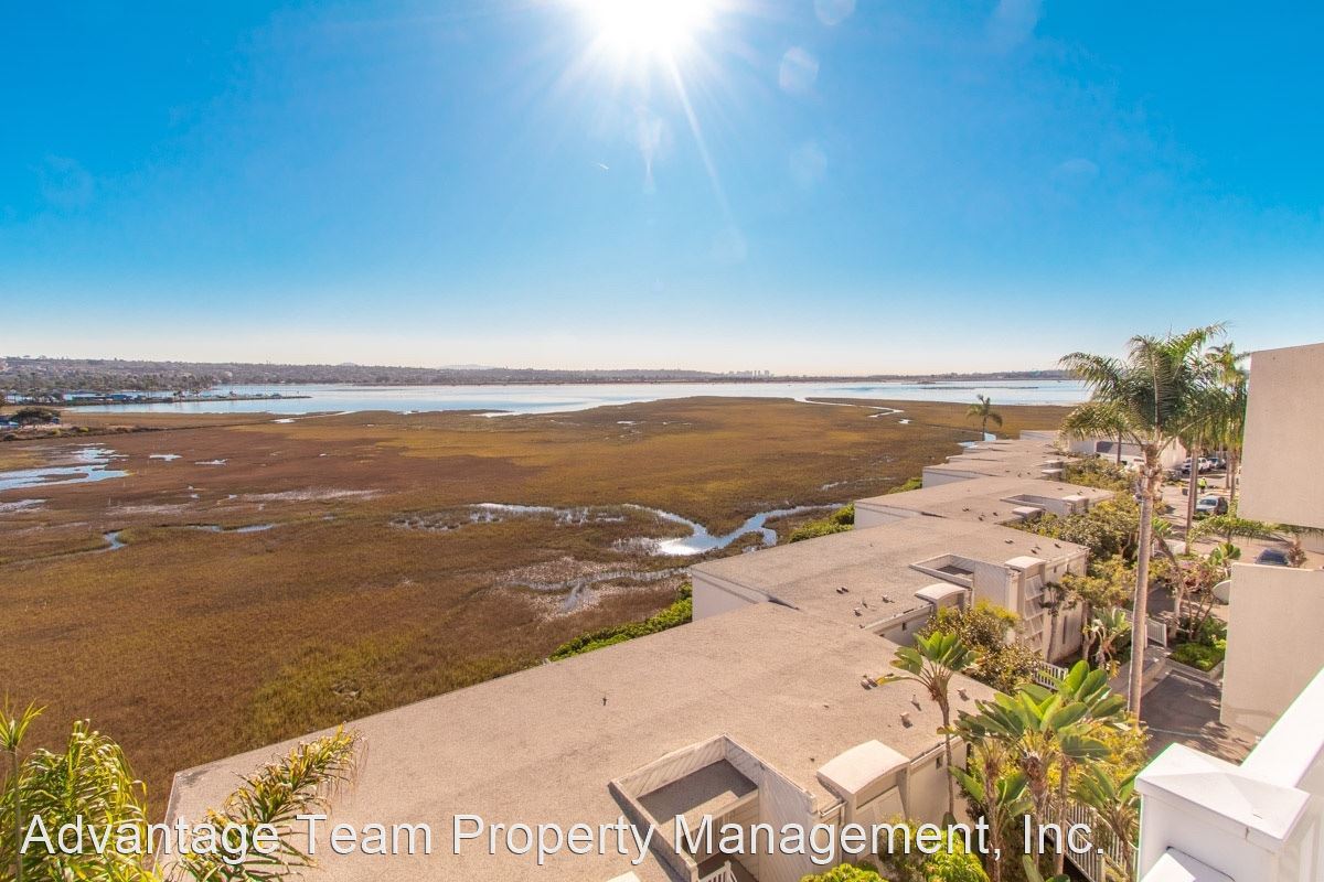 Foto principal - 4015 Crown Point Dr