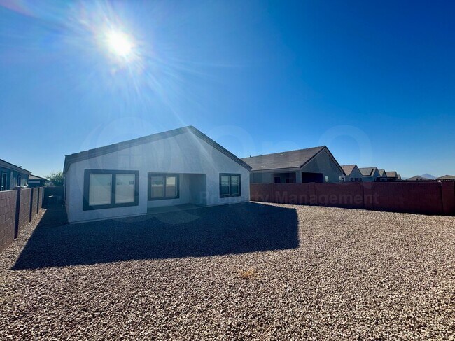 Building Photo - 12460 W Gini Ln