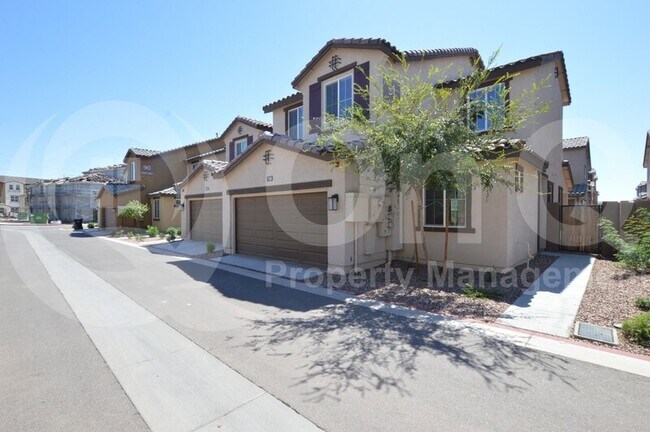Building Photo - 1255 N Arizona Ave
