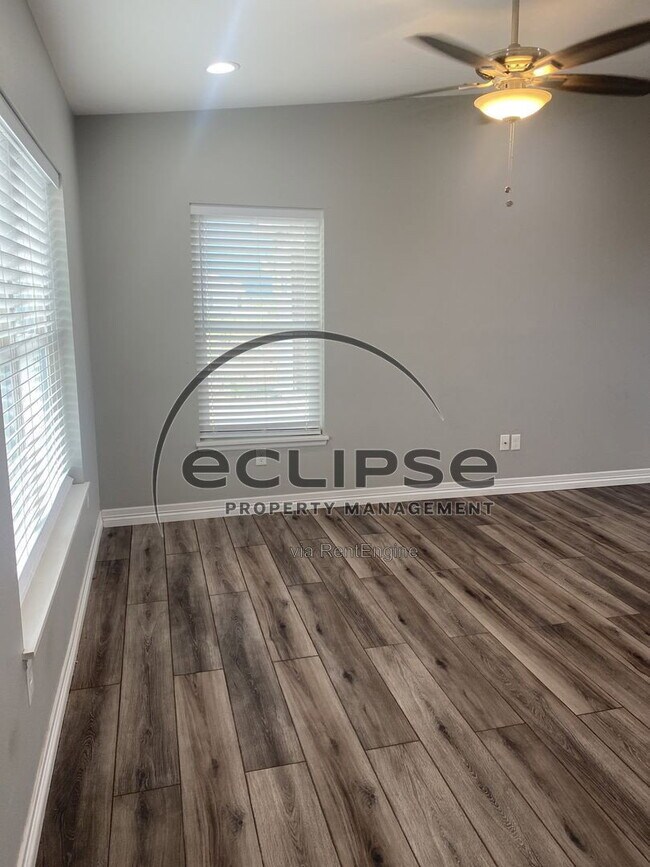 Foto del edificio - 5203 County Rd 9 S