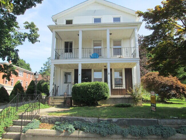 179 Valle - 179 Valley St