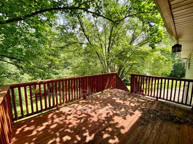 Foto del edificio - 212 Rolling Ridge Dr