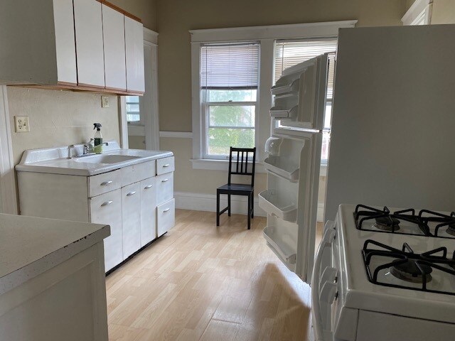 cocina - 2915 N Farwell Ave