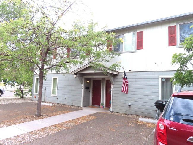 Building Photo - 582 E Street