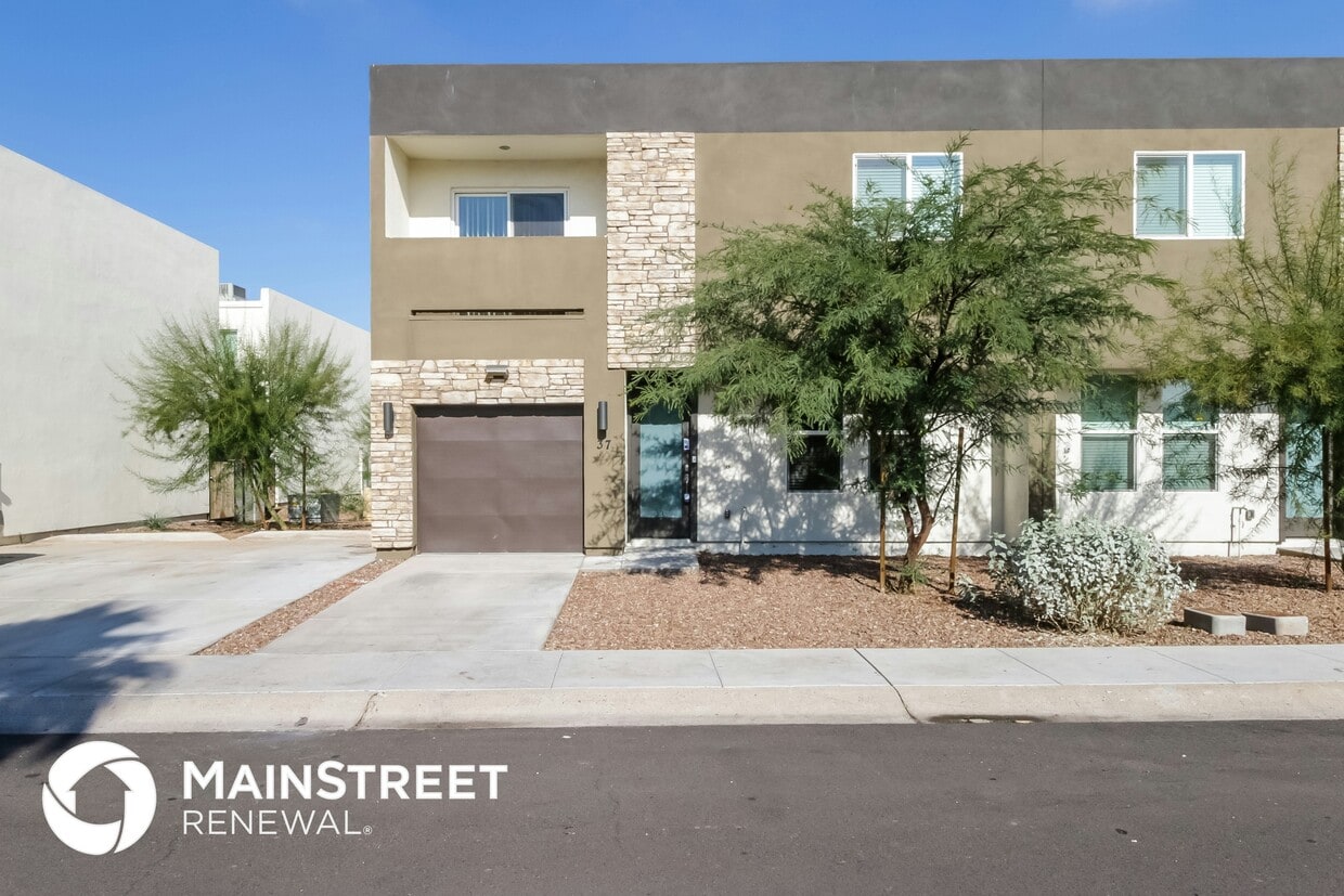 Foto principal - 2000 N 36th St