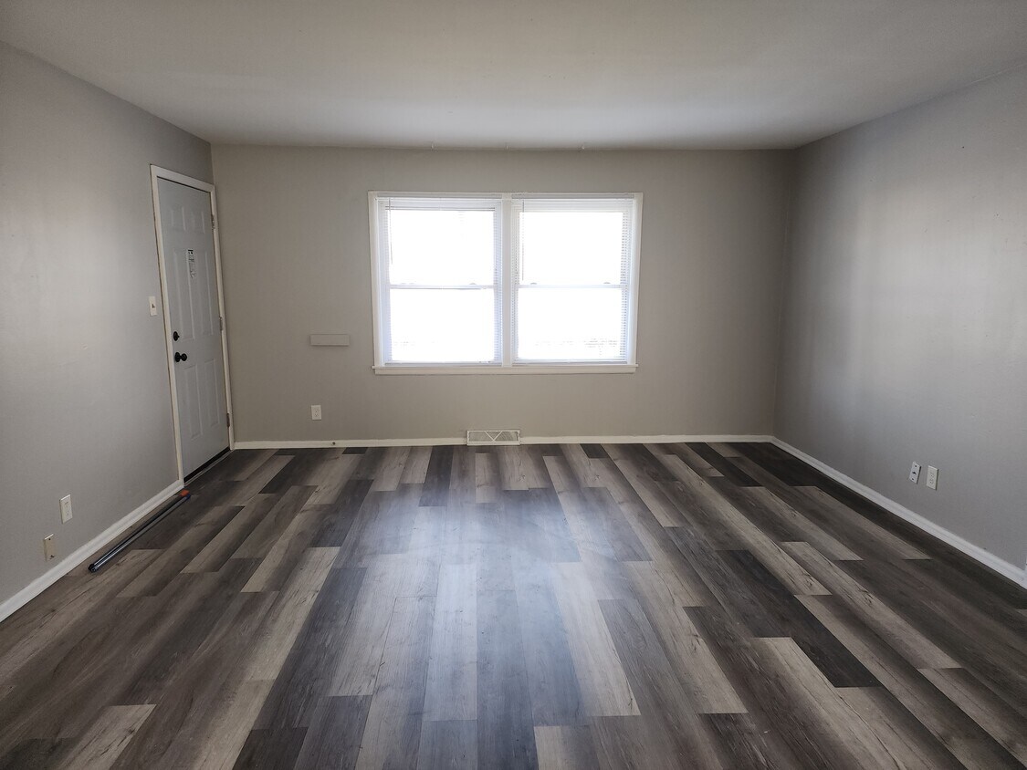 Living Room - 8623 W Fond du Lac Ave