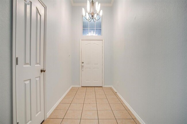 Foto del edificio - 750 Shady Tree Ct