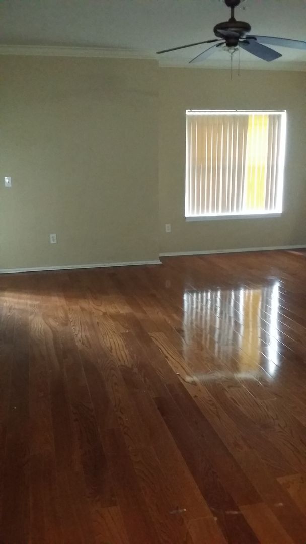 Building Photo - Luxury and Spacious, 1st floor condo with ...
