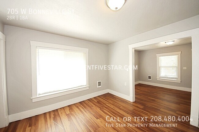 Building Photo - 705 W Bonneville St