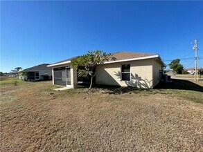 Building Photo - 2639 NW 24th Pl