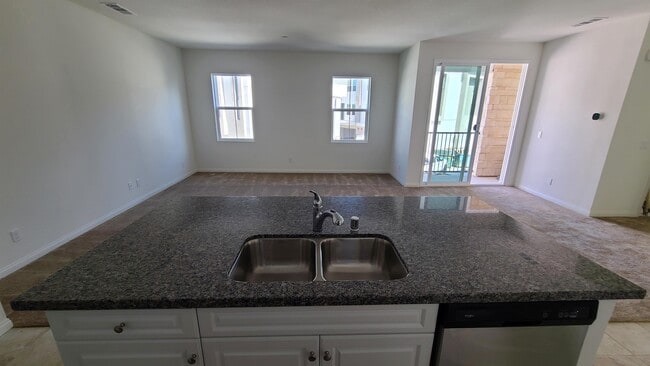 Building Photo - 443 Fitzpatrick Rd