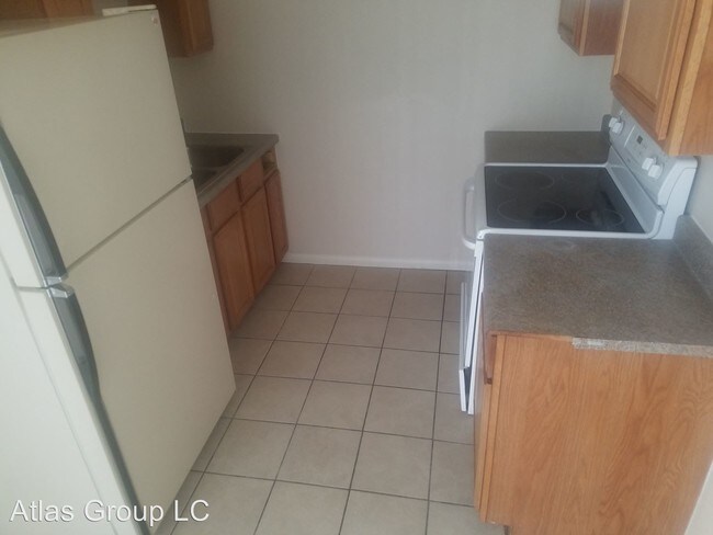 Foto del edificio - 1402 E Desert Inn Rd
