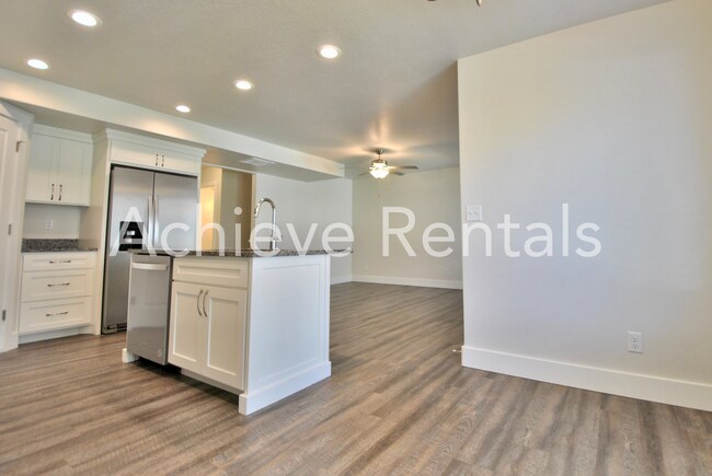 Building Photo - Conveniently Located North Logan Village Townhome | Near Utah State and Hospitals