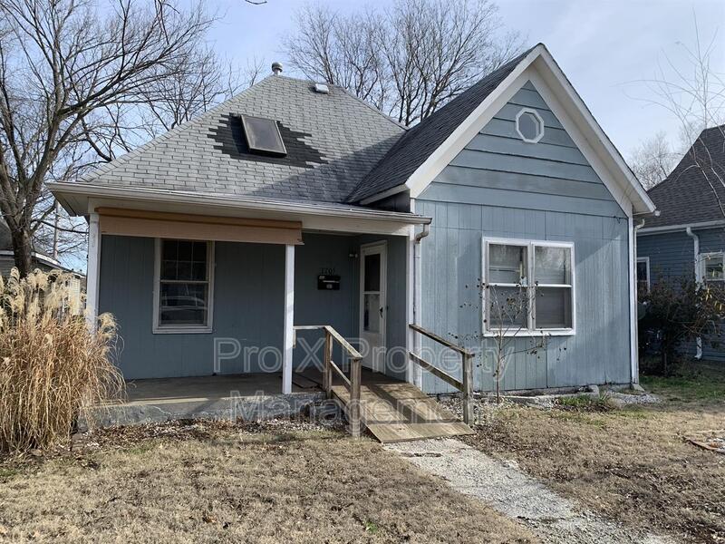 Foto principal - 1705 S Jackson Ave