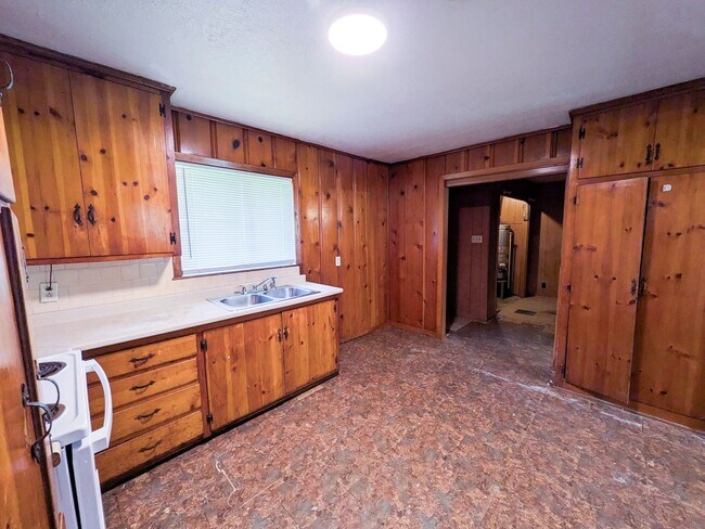 Foto del edificio - 3265 East Dr