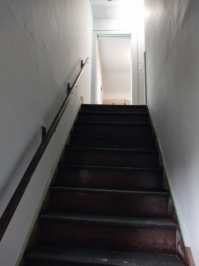 Building Photo - 15350 Alden St