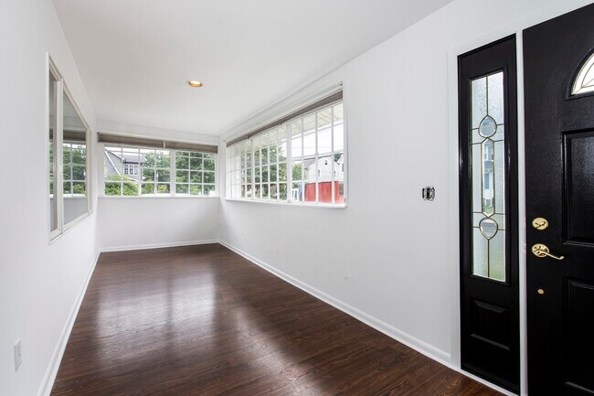 Foto del edificio - 5 Rosemere St