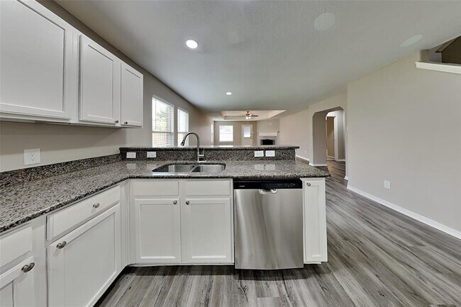 Foto del edificio - 4506 Clemwood Ln