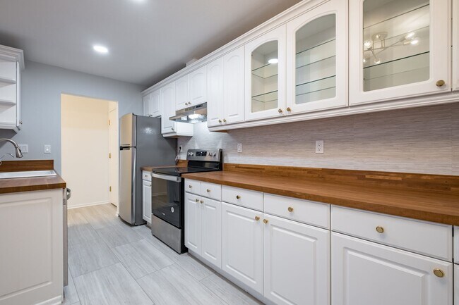 Foto del edificio - Free Rent* - Inquire Now // Modern 1 Bedro...