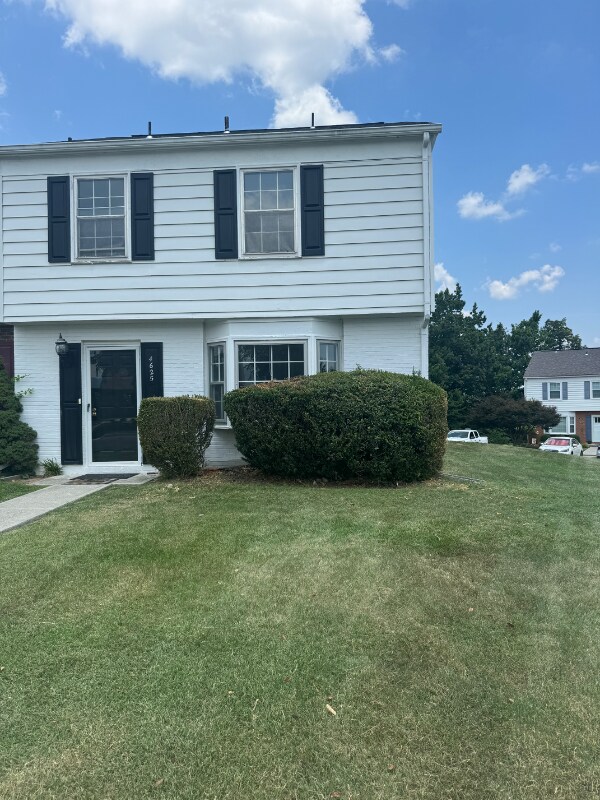 Foto principal - 4625 Roxbury Ln