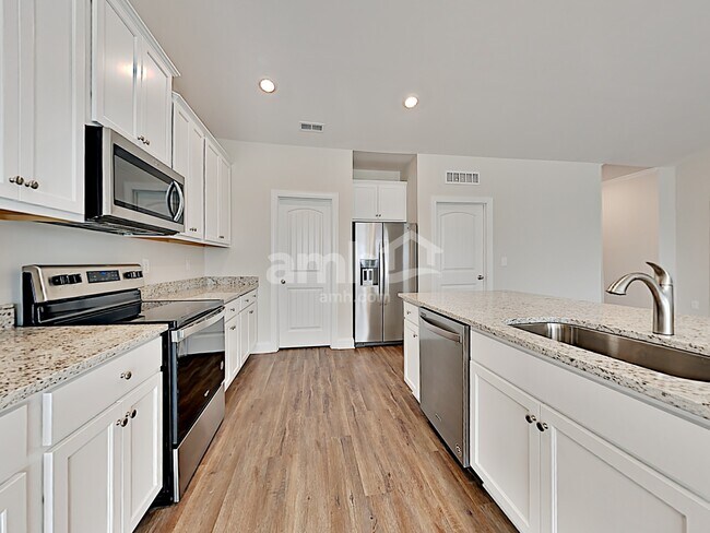 Building Photo - 160 Legacy Dr