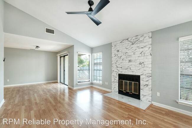 Building Photo - 3 br, 2 bath House - 12325 Emery Oaks Rd