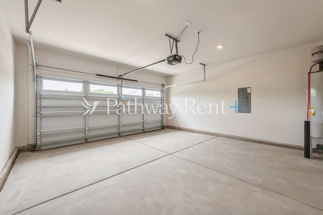 Foto del edificio - 106 Wembury Ln